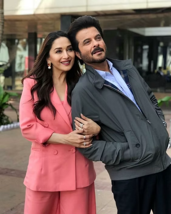 Anil Kapoor and Madhuri Dixit