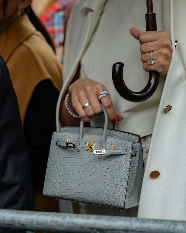 Birkin Crocodile Grey Diamond Ring