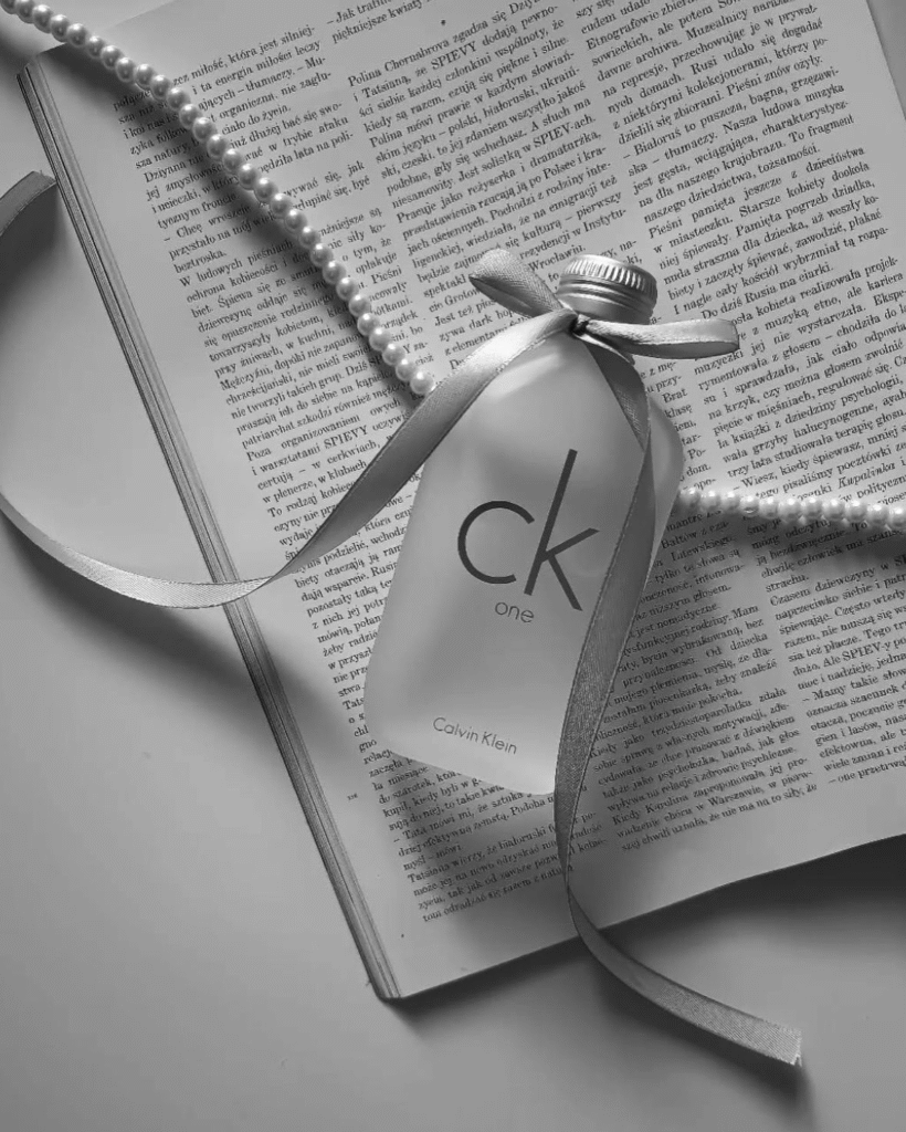 Calvin Klein Pearl