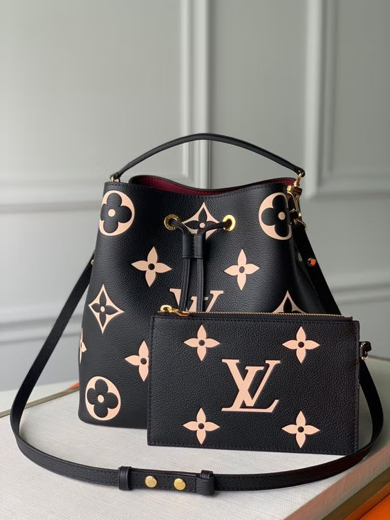 louis vuitton black bag and clutch